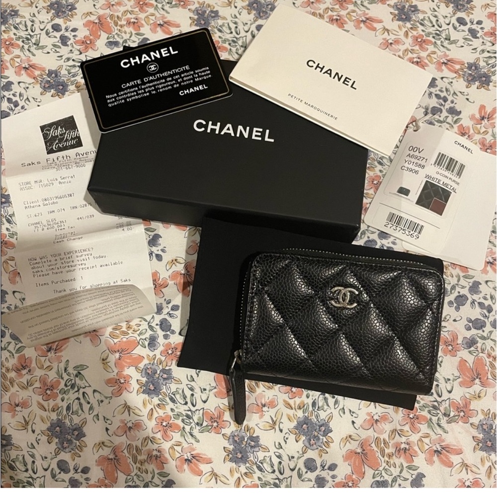 Chanel O coin purse